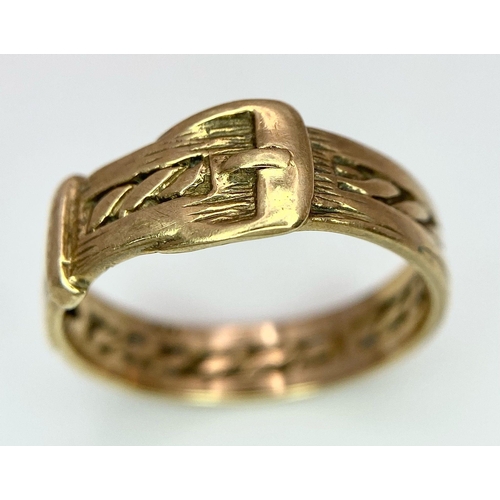 1227 - A Vintage 9K Yellow Gold Belt Buckle Ring. Size N. 2.9g weight.