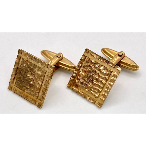 155 - Two Vintage 9K Yellow Gold Gents Cufflinks. Nice, textured finish. 8.9g total weight.