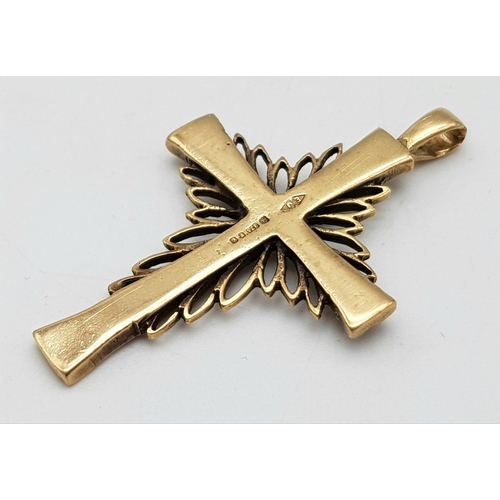 284 - A LARGE VINTAGE 9K YELLOW GOLD CROSS PENDANT - 3.8G TOTAL WEIGHT, SIZE 42X26MM APPROX