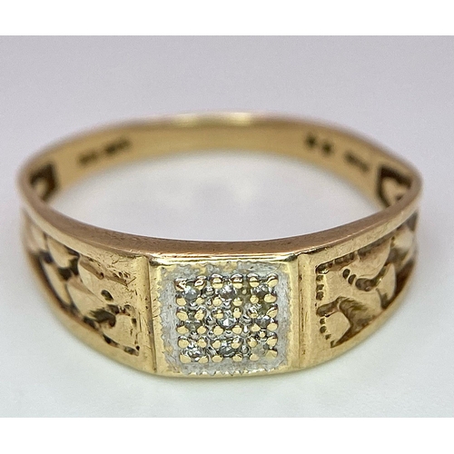 311 - A VINTAGE GENTS 9K YELLOW GOLD DIAMOND BAND RING WITH PATTERNED SHOULDERS - 0.01CT DIAMOND - 2G TOTA... 