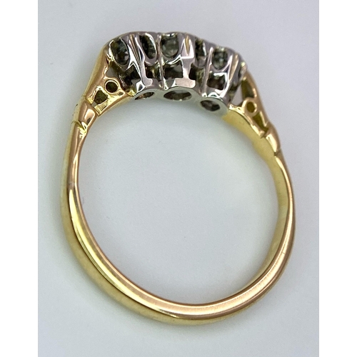 524 - A VINTAGE 18K YELLOW GOLD & PLATINUM 3 STONE SET DIAMOND RING, WEIGHT 2.3G SIZE I, APPROX 0.20CT DIA... 