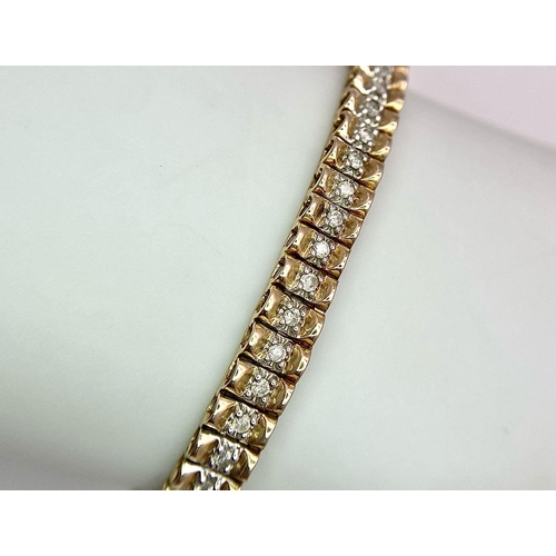 54 - A 9K YELLOW GOLD DIAMOND SET LINK BRACELET 11.7G 1CT , 18.7cm length

SC 4028