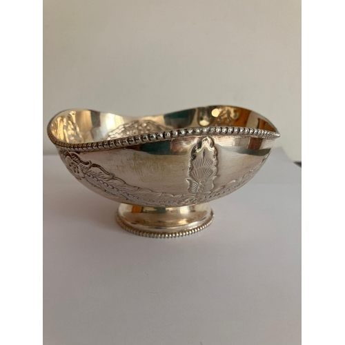 650 - Middle Eastern SILVER BONBON DISH. Beautifully decorated. 138 grams.