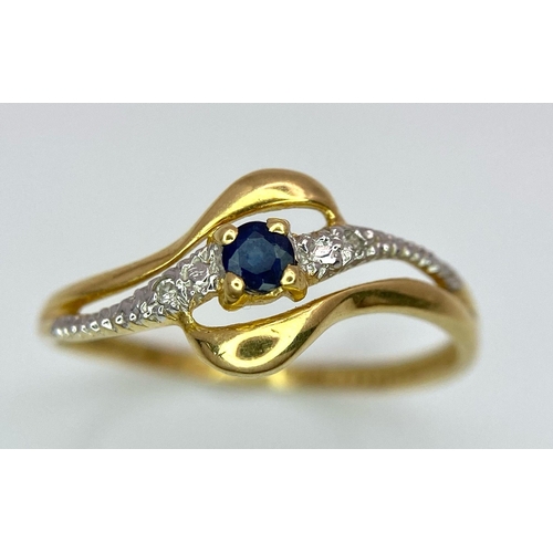 447 - A LOVELY 18K YELLOW GOLD DIAMOND & SAPPHIRE TWIST RING, WEIGHT 1.2G SIZE N, WEIGHT SC 4091