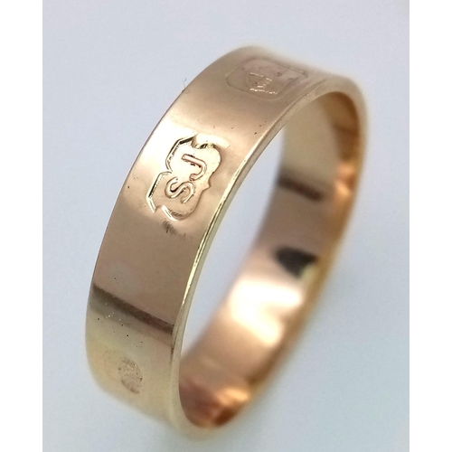 362 - A 9K GOLD BAND RING  .  4gms   size X