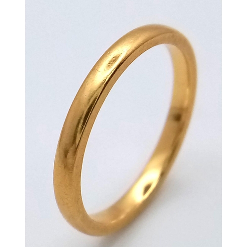 479 - A 22K Yellow Gold Band Ring. 3mm width. Size M 1/2. 3.25g weight.