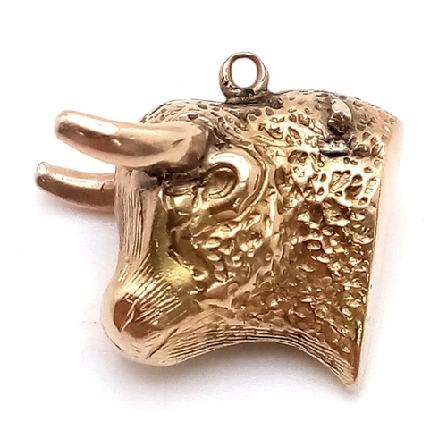 649 - A 9K YELLOW GOLD BULLS HEAD CHARM / PENDANT 2.5G, approx 15mm x 16mm

SC 4017