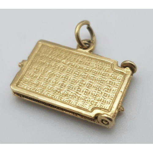 600 - A 9K YELLOW GOLD HAPPY BIRTHDAY CHARM WHICH OPENS 2.5G , approx 15mm x 17mm

SC 4033