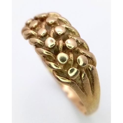 1235 - A Vintage 9K Yellow Gold Keeper Ring. Size R. 2.9g weight.