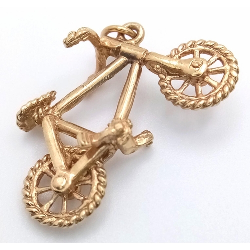 593 - A 9K YELLOW GOLD BICYCLE CHARM 3G , 28mm x 15mm

SC 4031