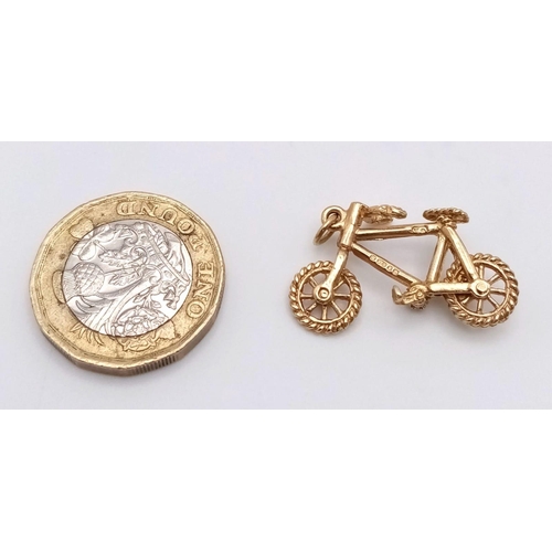 593 - A 9K YELLOW GOLD BICYCLE CHARM 3G , 28mm x 15mm

SC 4031