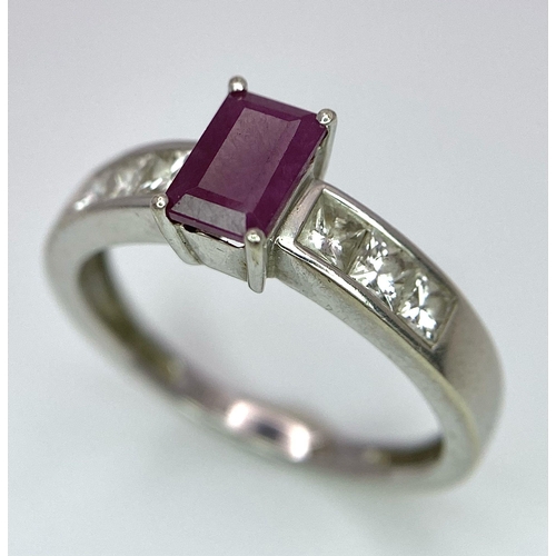 638 - A 9K WHITE GOLD DIAMOND & RUBY RING 0.40CT 2.7G SIZE N

ref: A/S 1008