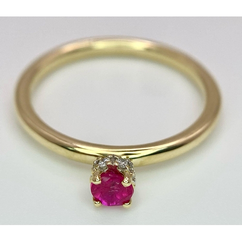 680 - A 9K YELLOW GOLD 4 CLAW RUBY SET SOLITAIRE RING WITH DIAMOND SET HIDDEN HALO 0.27CT RUBY 2.1G SIZE O... 