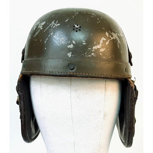 627 - A WW2 American Sherman Tank Crew Helmet. Very Good Condition with Liner.