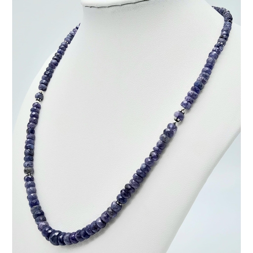 900 - A 125ctw Single Strand Tanzanite Necklace with a 925 Silver Clasp. 49cm length, 25.16g total weight.... 