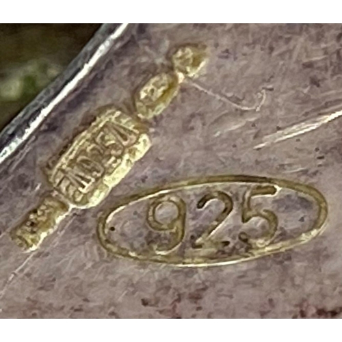 1198 - A vintage 925 silver curb link bracelet. Total weight 31.5G. Total length 24cm.