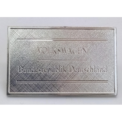 708 - A STERLING SILVER VOLKSWAGON VW PLAQUE GERMAN CAR MANUFACTURER 24G , 43mm x 26mm

ref: 8128