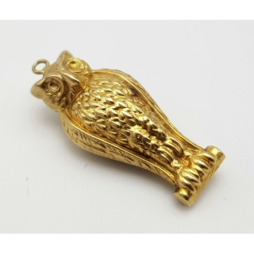 846 - A 9K YELLOW GOLD OWL CHARM / PENDANT 1.4G , 28mm x 11mm

SC 4037