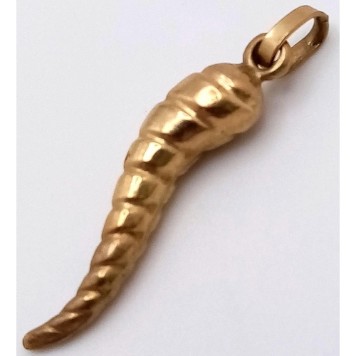 1508 - A Vintage 9K Yellow Gold Horn of Plenty Pendant. 3.5cm length. 0.8g weight.