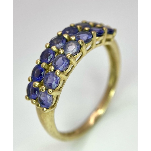 1238 - A Vintage 9K Yellow Gold Amethyst Two-Row Ring. 14 amethysts. Size R. 2.32g total weight.