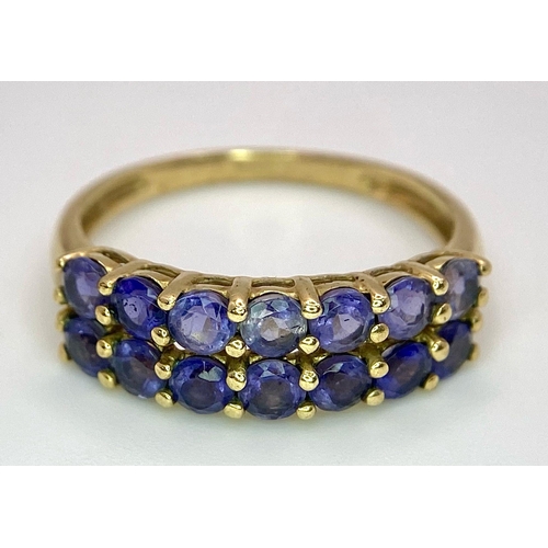 1238 - A Vintage 9K Yellow Gold Amethyst Two-Row Ring. 14 amethysts. Size R. 2.32g total weight.