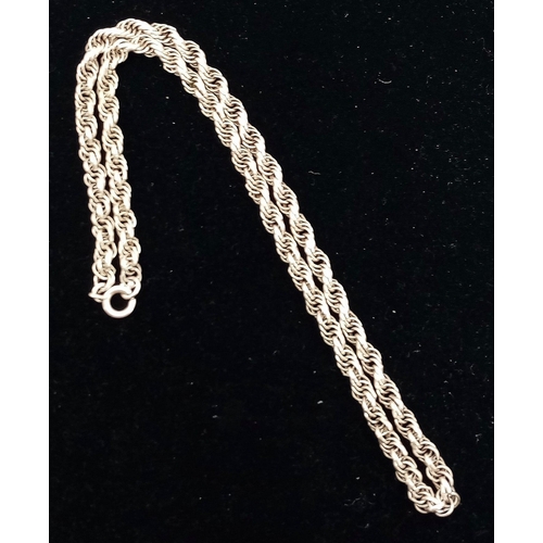 1307 - A vintage sterling silver twisted interlock link necklace. Total weight 12.12G. Total length 40cm.