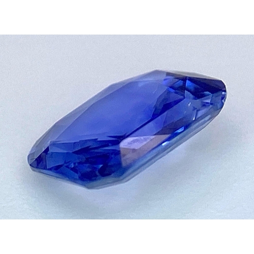 960 - A 1.05ct Cornflower Blue Sapphire. Comes with a CGTL certificate.