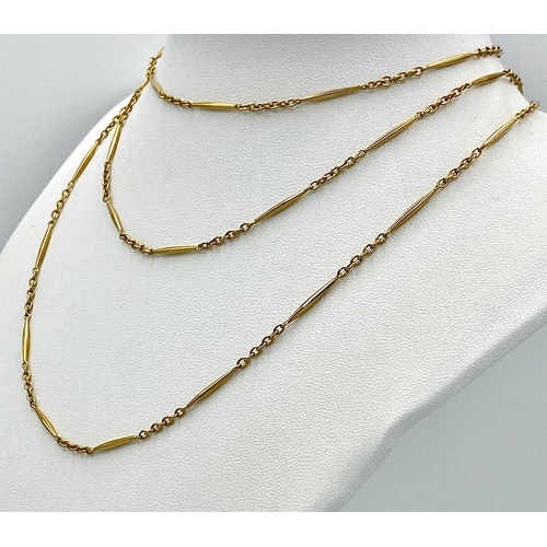 13 - An unusual, 9 K yellow gold and very long (100 cm) chain necklace, that can be worn either as one ro... 