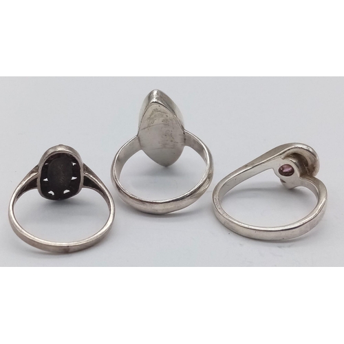 1579 - Three Vintage Sterling Silver Rings: Rutilated quartz, mother of pearl and amethyst. Sizes: 2 x O, 1... 