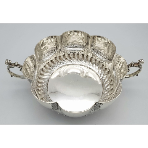 2 - A BEAUTIFULLY ORNATE HAND ENGRAVED SOLID SILVER PUNCH BOWL MADE BY LAMBERT OF COVENTRY STREET , LOND... 