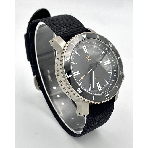 219 - An Excellent Condition, Limited Edition, Military Specification, Automatic Divers Watch by Maratac, ... 