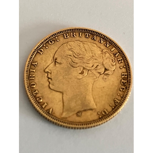 392 - 1877 GOLD SOVEREIGN. 22 carat Gold. Melbourne Mint. Queen Victoria young head. Very fine condition. ... 