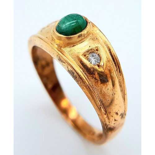 257 - A VINTAGE 9K YELLOW GOLD JADE AND DIAMOND SET RING , WEIGHT 3.8G SIZE O