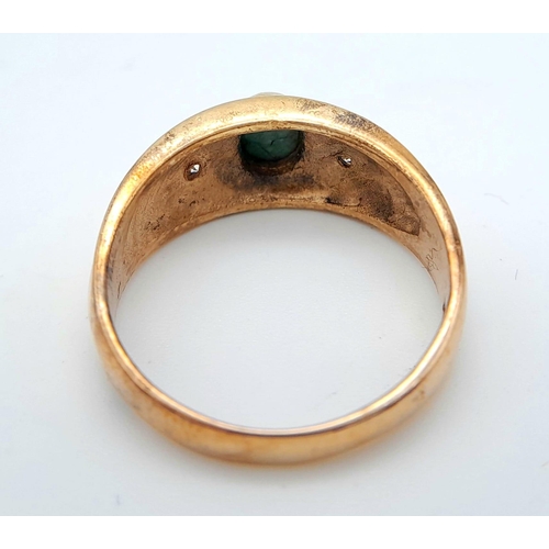 257 - A VINTAGE 9K YELLOW GOLD JADE AND DIAMOND SET RING , WEIGHT 3.8G SIZE O