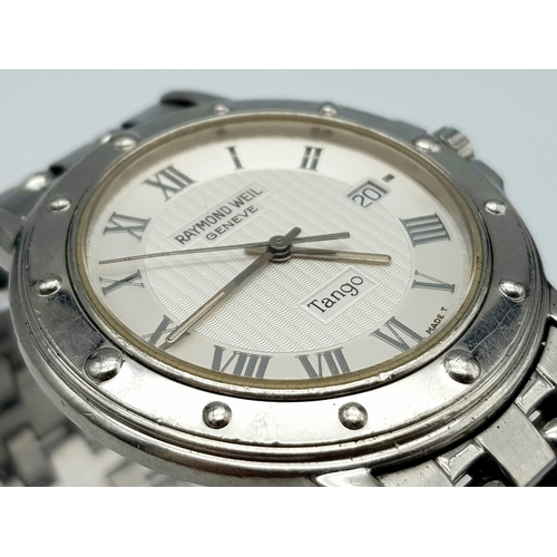 254 - A stainless steel REYMOND WEIL, TANGO gents watch, Case: 36 mm, cream coloured dial with steel hour ... 