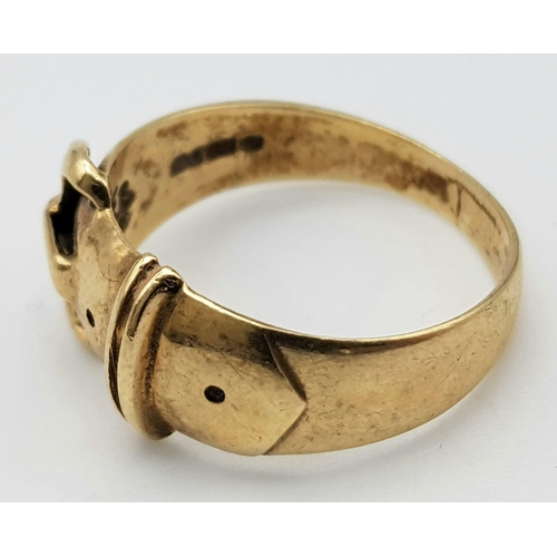 523 - A 9 k yellow gold belt ring, size: O, weight: 3.4 g.