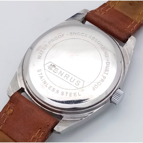 459 - A Vintage Benrus Mechanical Gents Watch. Brown leather strap. Stainless steel case - 36mm. Two tone ... 