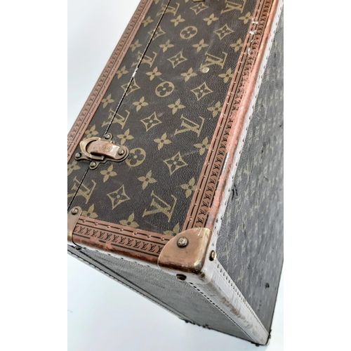 4 - A Vintage Louis Vuitton Bisten 80 Trunk. Famous Monogram Leather With Gold Tone Hardware. Size 80x52... 