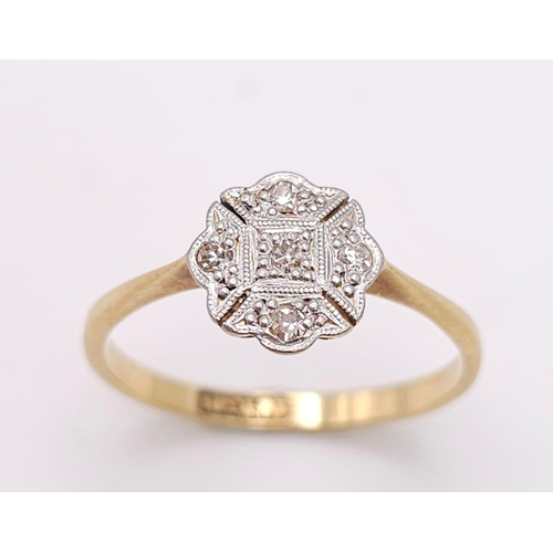 358 - A vintage, 18 K yellow gold ring with a cluster of diamonds, size: N, weight: 2 g.