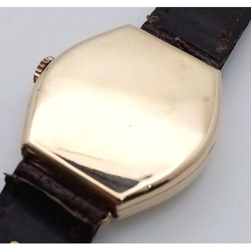 361 - A Vintage 9K Yellow Gold Mechanical Ladies Watch. Brown leather strap. 9K Dennison gold case - 30mm.... 