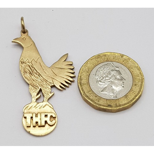 271 - 9K YELLOW GOLD TOTTENHAM HOTSPUR PENDANT ENGRAVED THFC, WEIGHT 5.3G, 4.5CM LONG APPROX