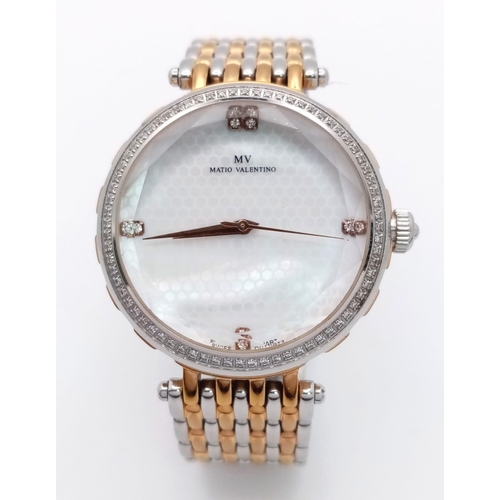 562 - A Matio Valentino Stylish Quartz Ladies Watch. Two tone bracelet and case - 37mm. Mother of pearl di... 