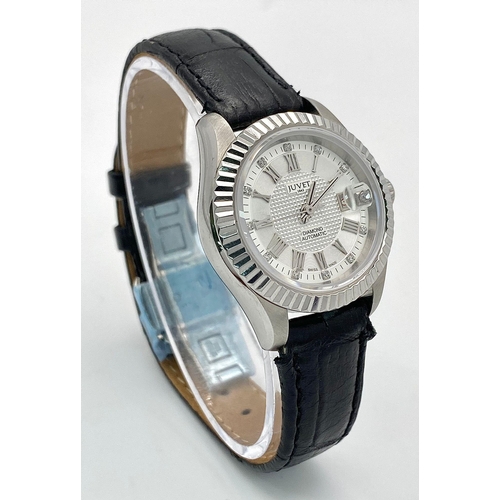 738 - A Juvet Diamond Automatic Ladies Watch. Black leather strap. Stainless steel skeleton back case - 30... 