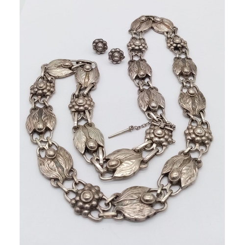 864 - A lovely matching set of vintage 900 silver floral link bracelet and earrings, inspired by George Je... 