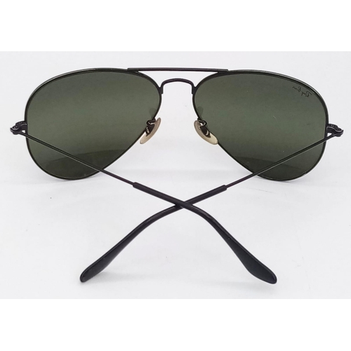 710 - A Pair of Rayban Aviators - Good condition with case.