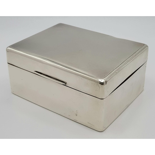 828 - A vintage sterling silver cigarette box with wooden line. Total weight 351.85G. Dimension: L15.5cm X... 