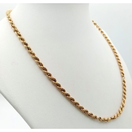 792 - A 42cms 9K GOLD TWIST NECK CHAIN  . 5.1gms