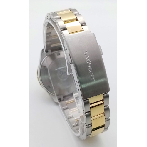 667 - A Tag Heuer Aquaracer Ladies Quartz Watch. Two tone gold plated steel bracelet and case - 32mm. Moth... 