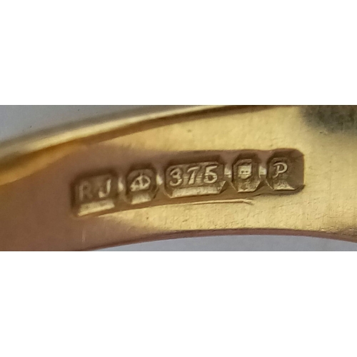 15 - A Vintage 9K Yellow Gold Signet Ring. Size Q 1/2. Full UK hallmarks. 3.42g weight.