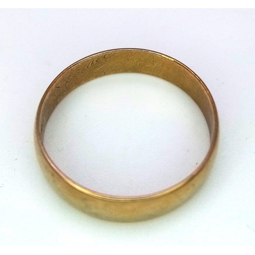 456 - A Vintage 9K Yellow Gold Band Ring. 4mm width. Size N. 1.5g weight. Full UK Hallmarks.